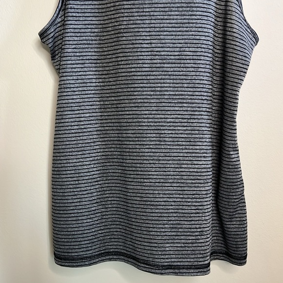 IDEOLOGY SET OF TWO MEDIUM TANK TOPS BLUE & GRAY BLACK STRIPED CREW NECK - Picture 8 of 16